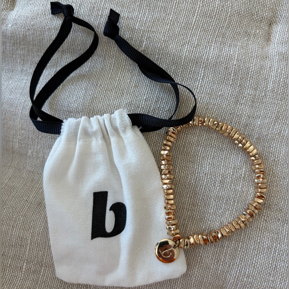 Beautycounter stretchy gold bracelet